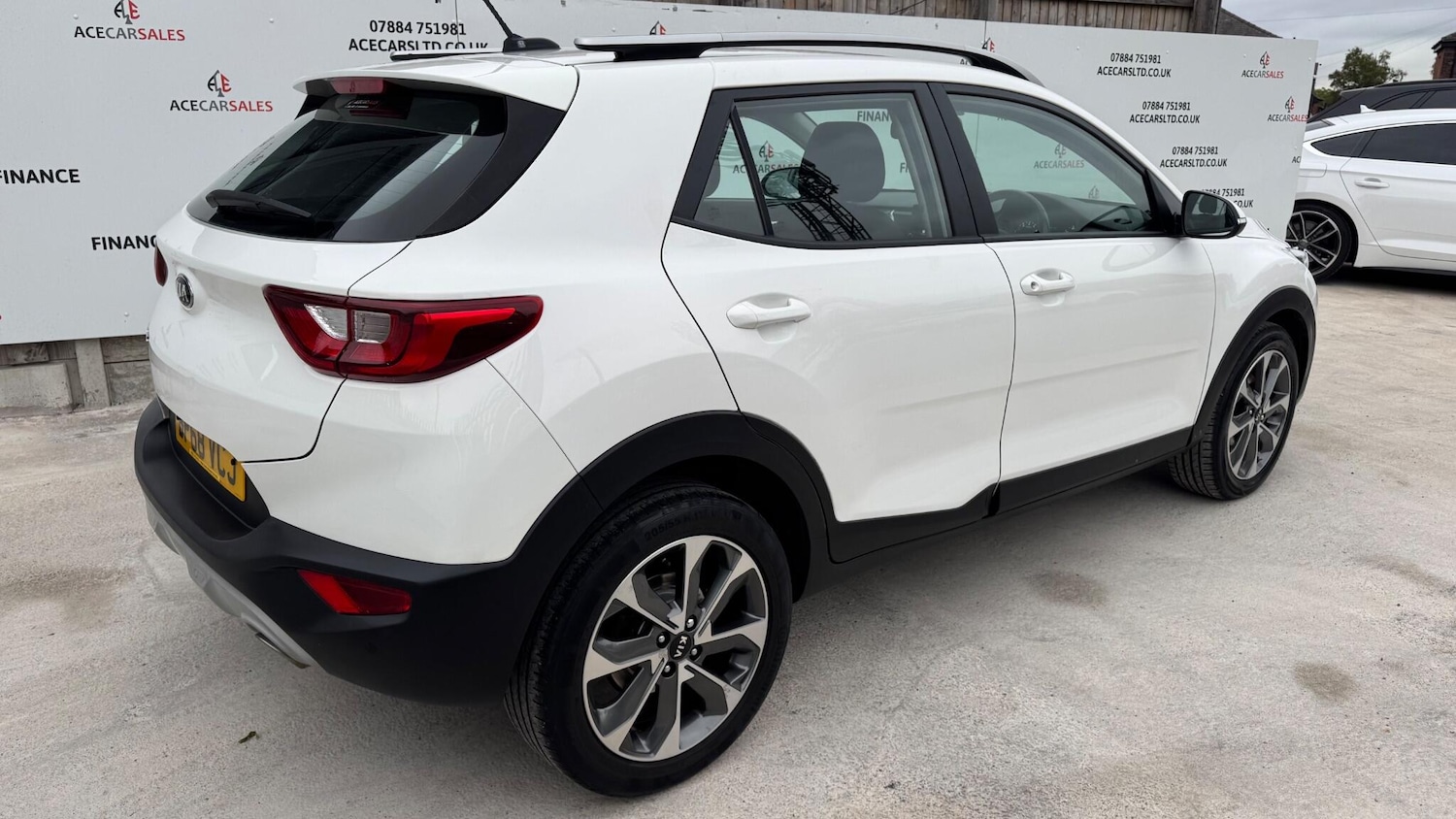 Used Kia Stonic 2019 for sale - 76239095: Photo 8
