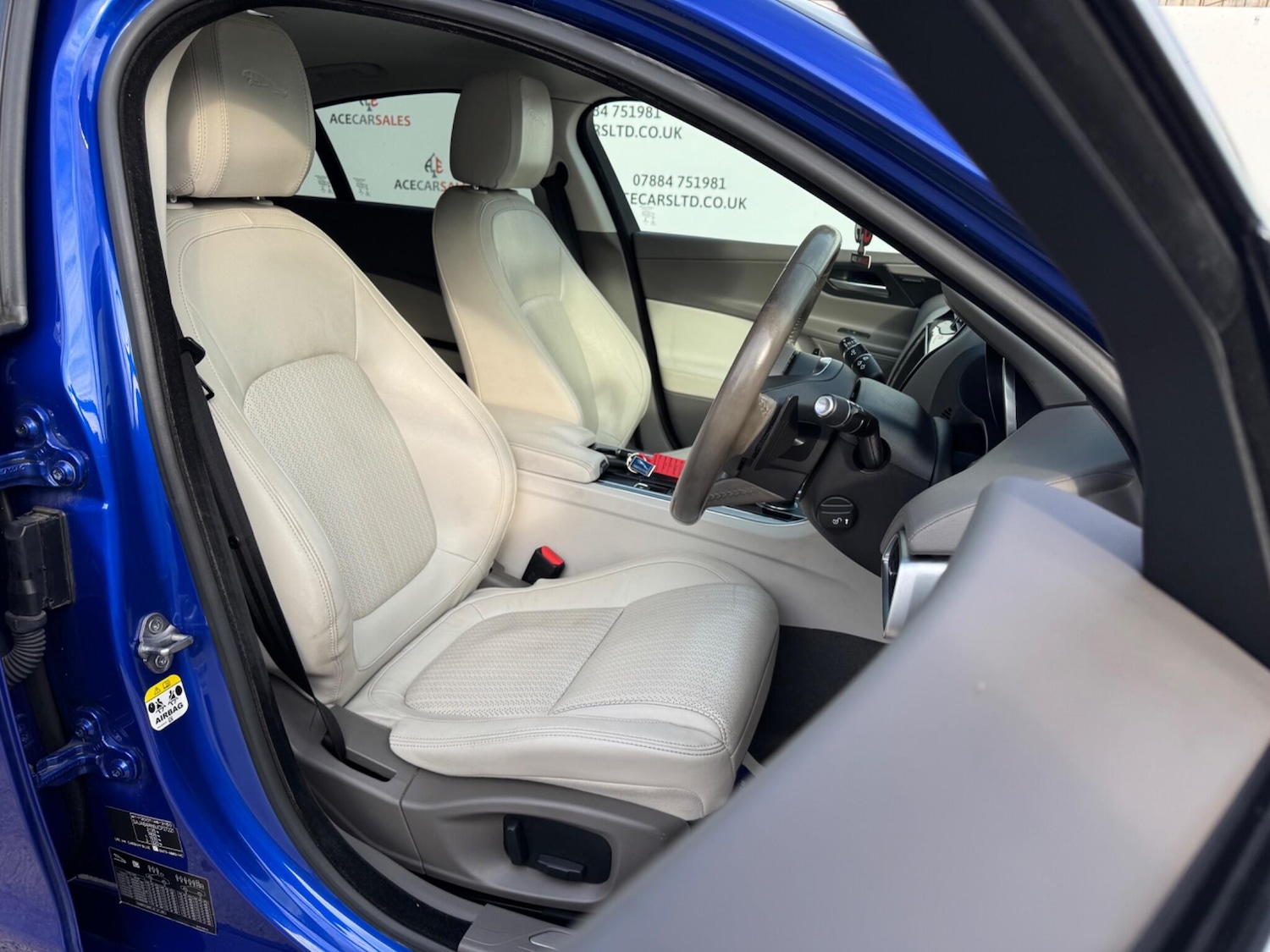 Used Jaguar XE 2017 for sale - 76498681: Photo 12