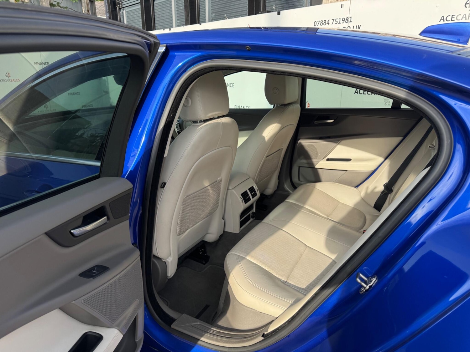 Used Jaguar XE 2017 for sale - 76498681: Photo 15