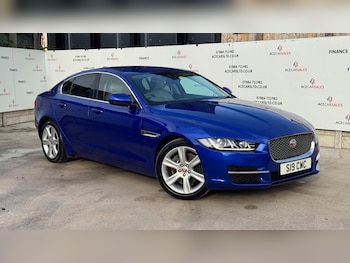 Used Jaguar XE 2017 for sale - 76498681: Photo