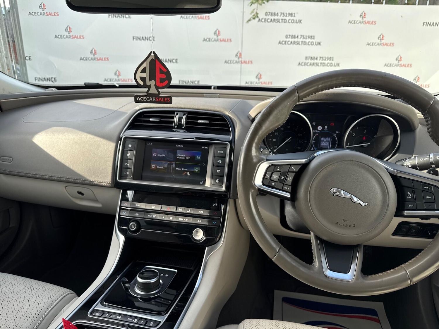 Used Jaguar XE 2017 for sale - 76498681: Photo 22