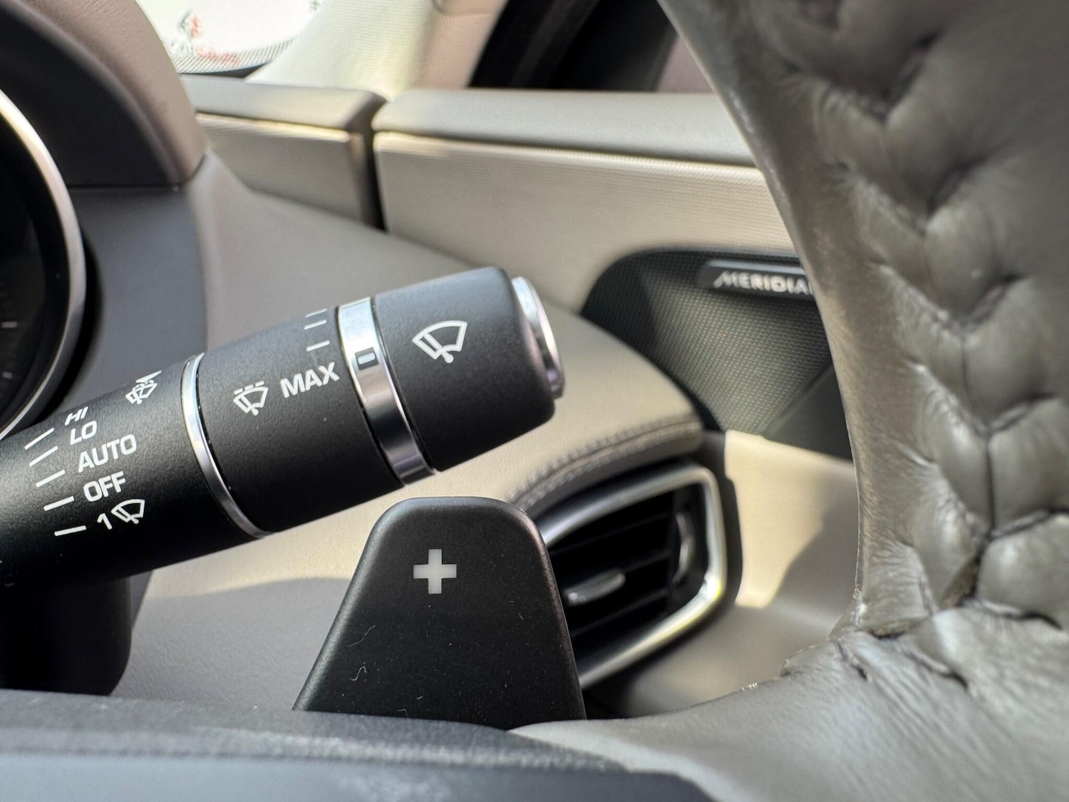 Used Jaguar XE 2017 for sale - 76498681: Photo 34