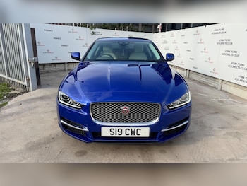 Used Jaguar XE 2017 for sale - 76498681: Photo