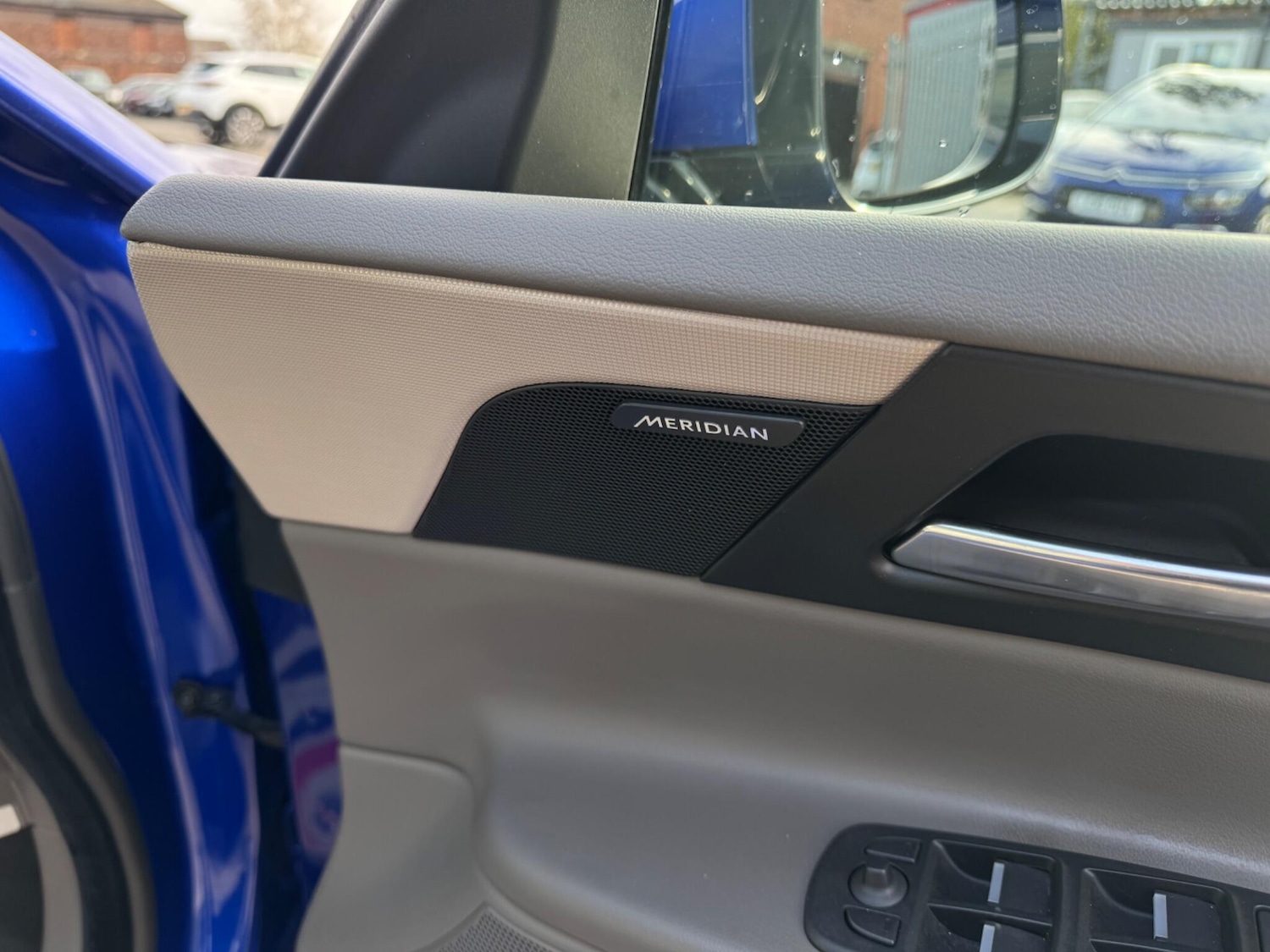 Used Jaguar XE 2017 for sale - 76498681: Photo 57