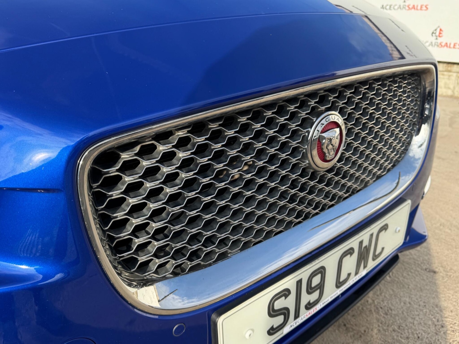 Used Jaguar XE 2017 for sale - 76498681: Photo 67