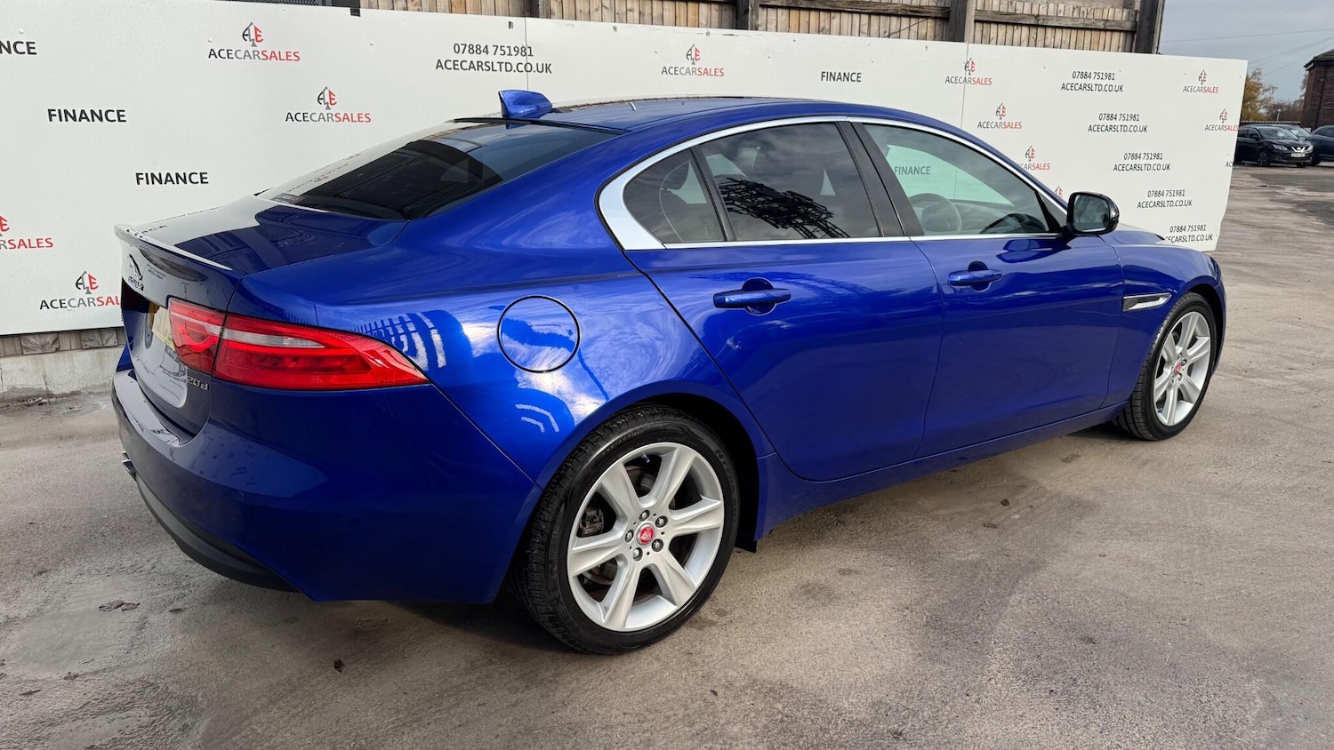 Used Jaguar XE 2017 for sale - 76498681: Photo 8