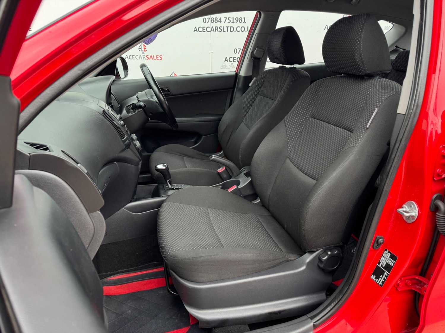 Used Hyundai i30 2010 for sale - 77306121: Photo 14