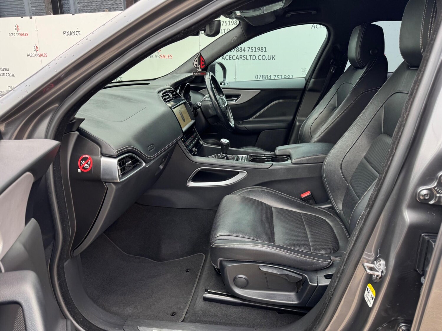 Used Jaguar F-Pace 2018 for sale - 77456514: Photo 18