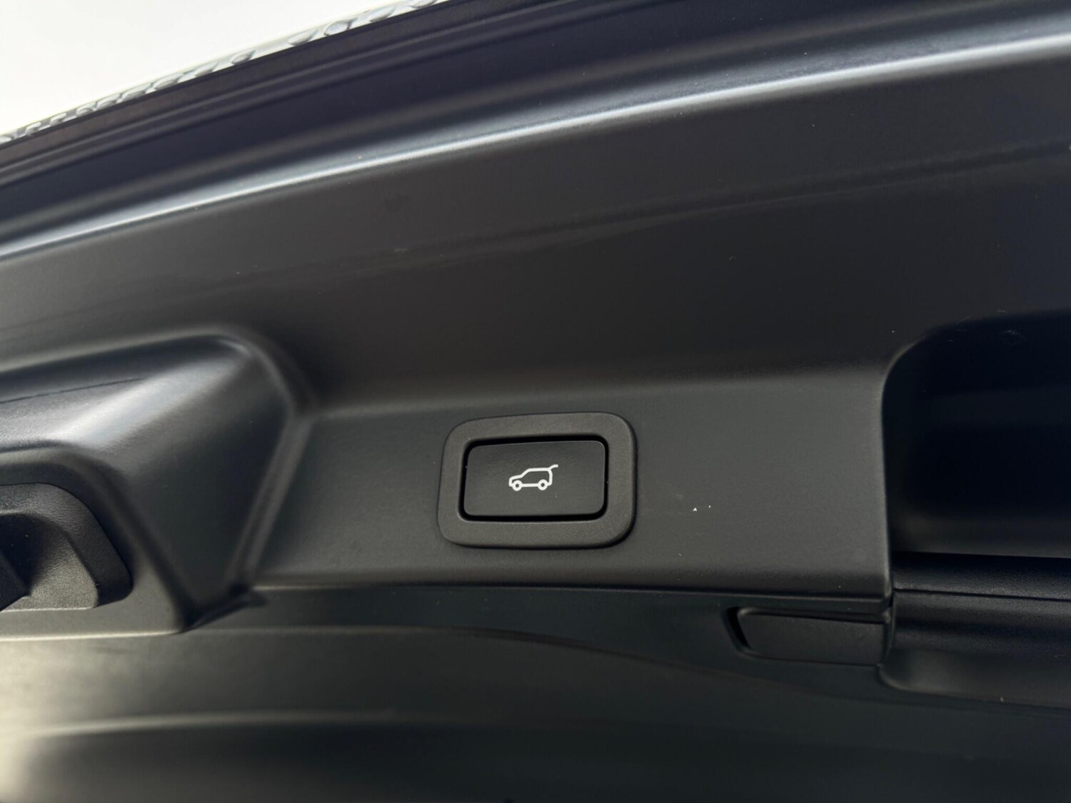 Used Jaguar F-Pace 2018 for sale - 77456514: Photo 55