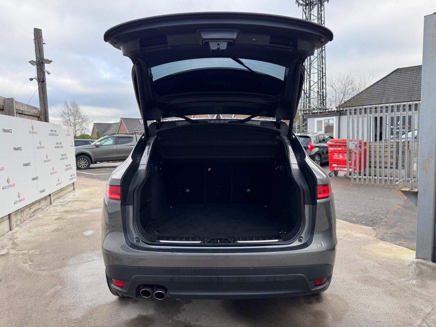 Used Jaguar F-Pace 2018 for sale - 77456514: Photo 68