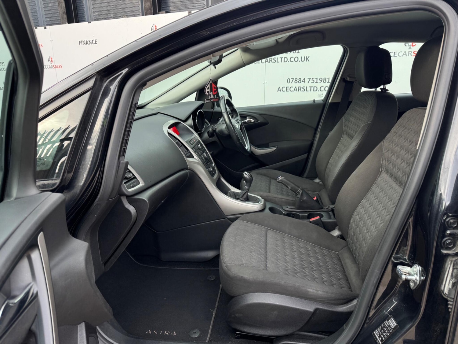 Used Vauxhall Astra 2013 for sale - 78185318: Photo 18