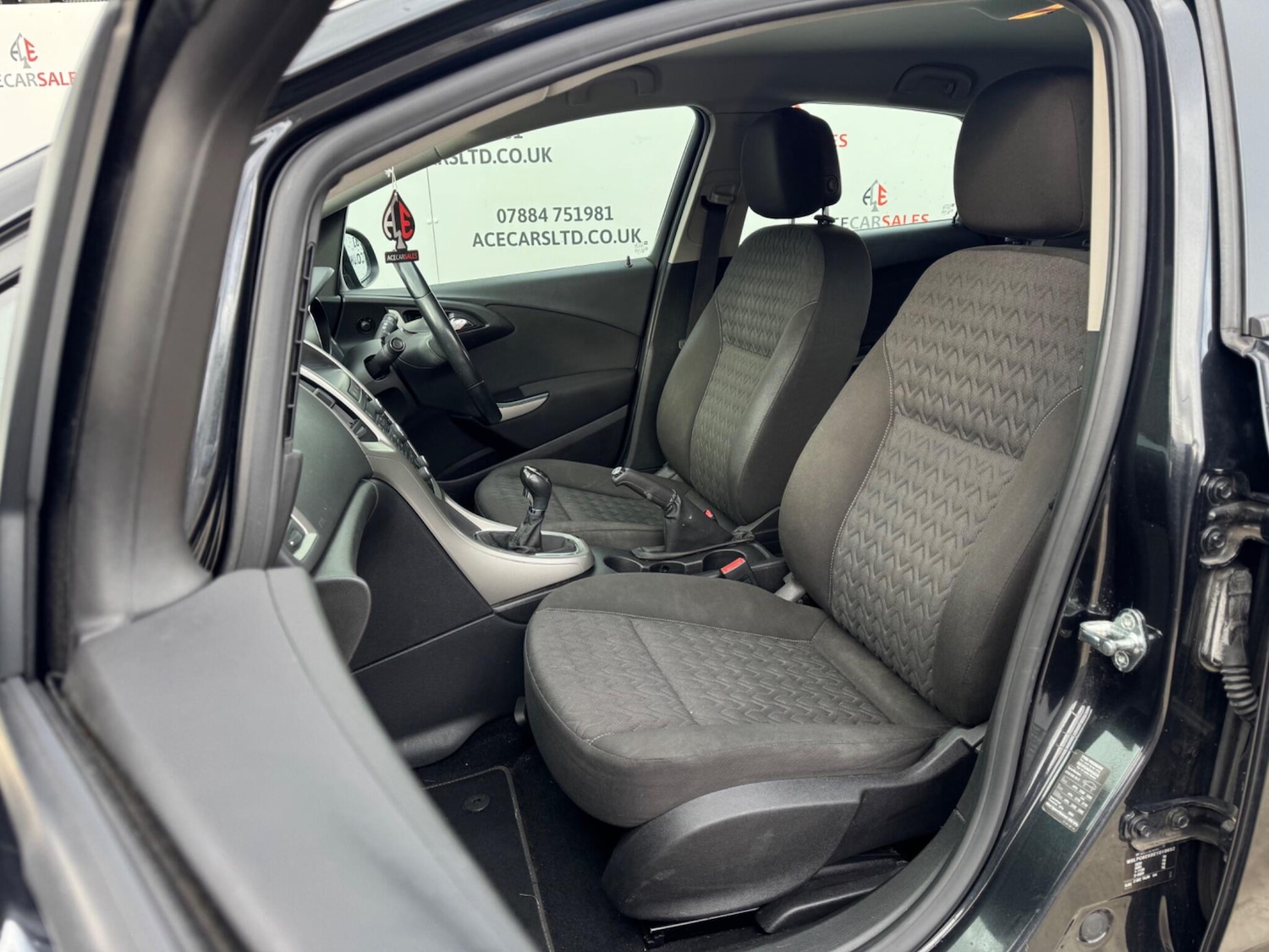 Used Vauxhall Astra 2013 for sale - 78185318: Photo 19