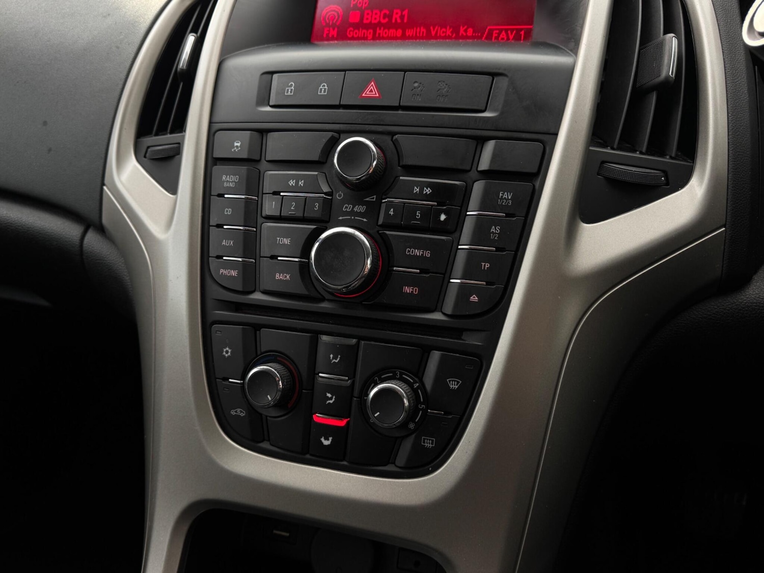 Used Vauxhall Astra 2013 for sale - 78185318: Photo 21