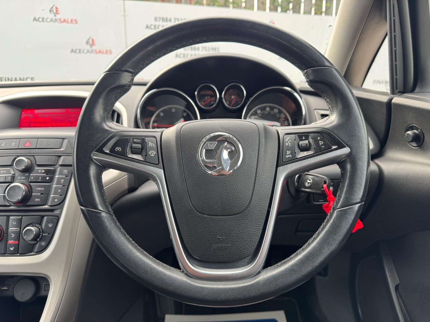 Used Vauxhall Astra 2013 for sale - 78185318: Photo 23