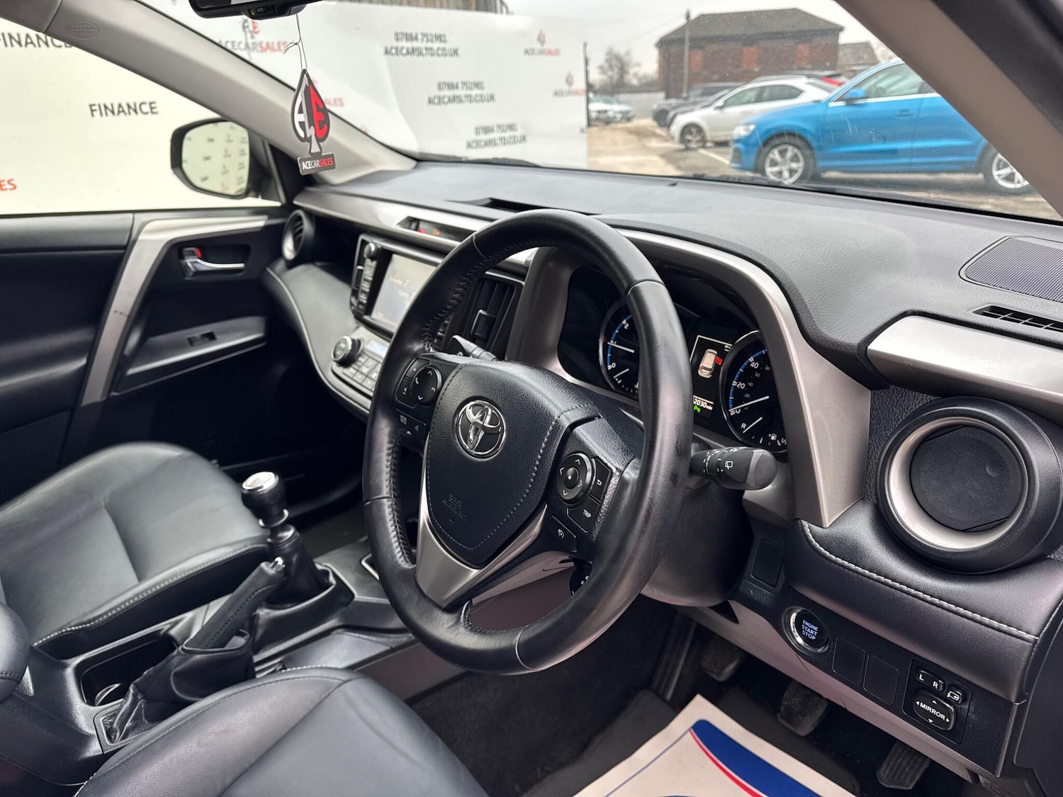 Used Toyota RAV4 2016 for sale - 77425148: Photo 10