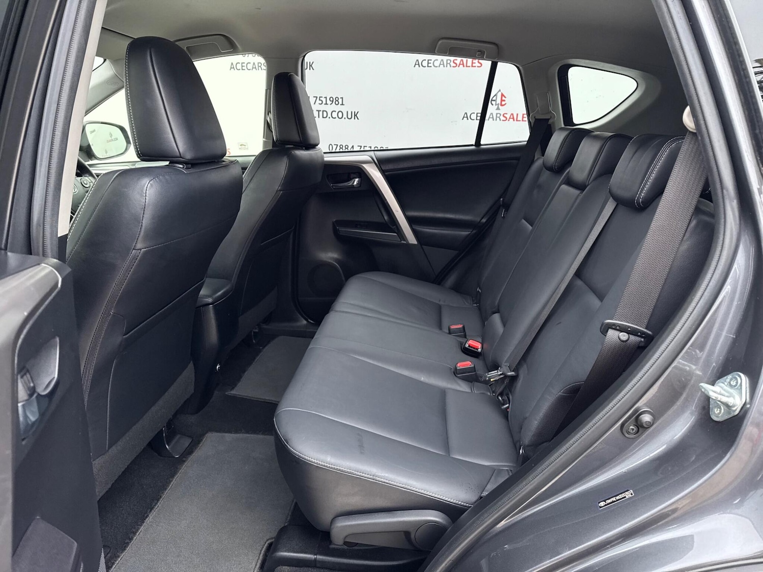 Used Toyota RAV4 2016 for sale - 77425148: Photo 16