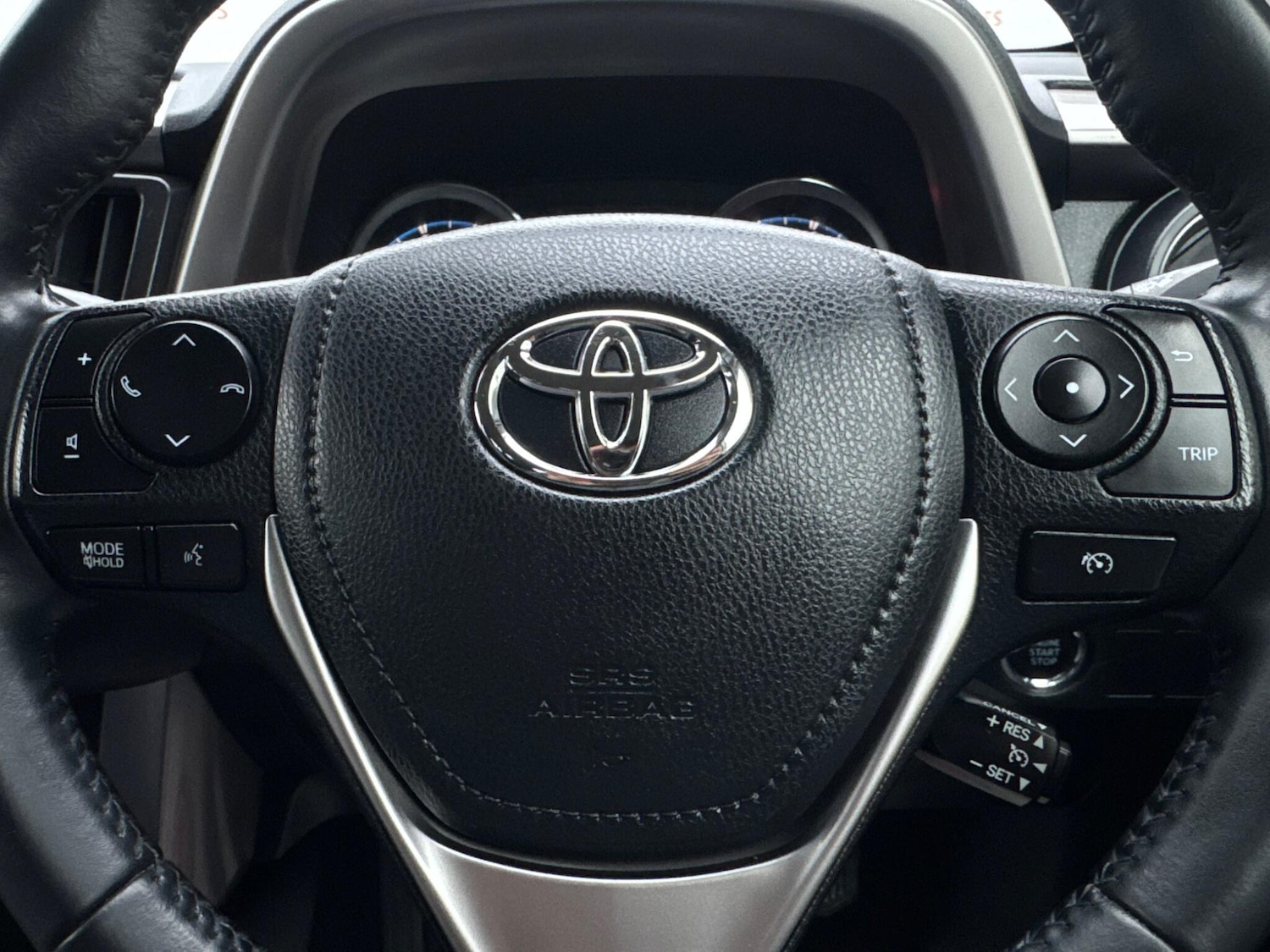 Used Toyota RAV4 2016 for sale - 77425148: Photo 31