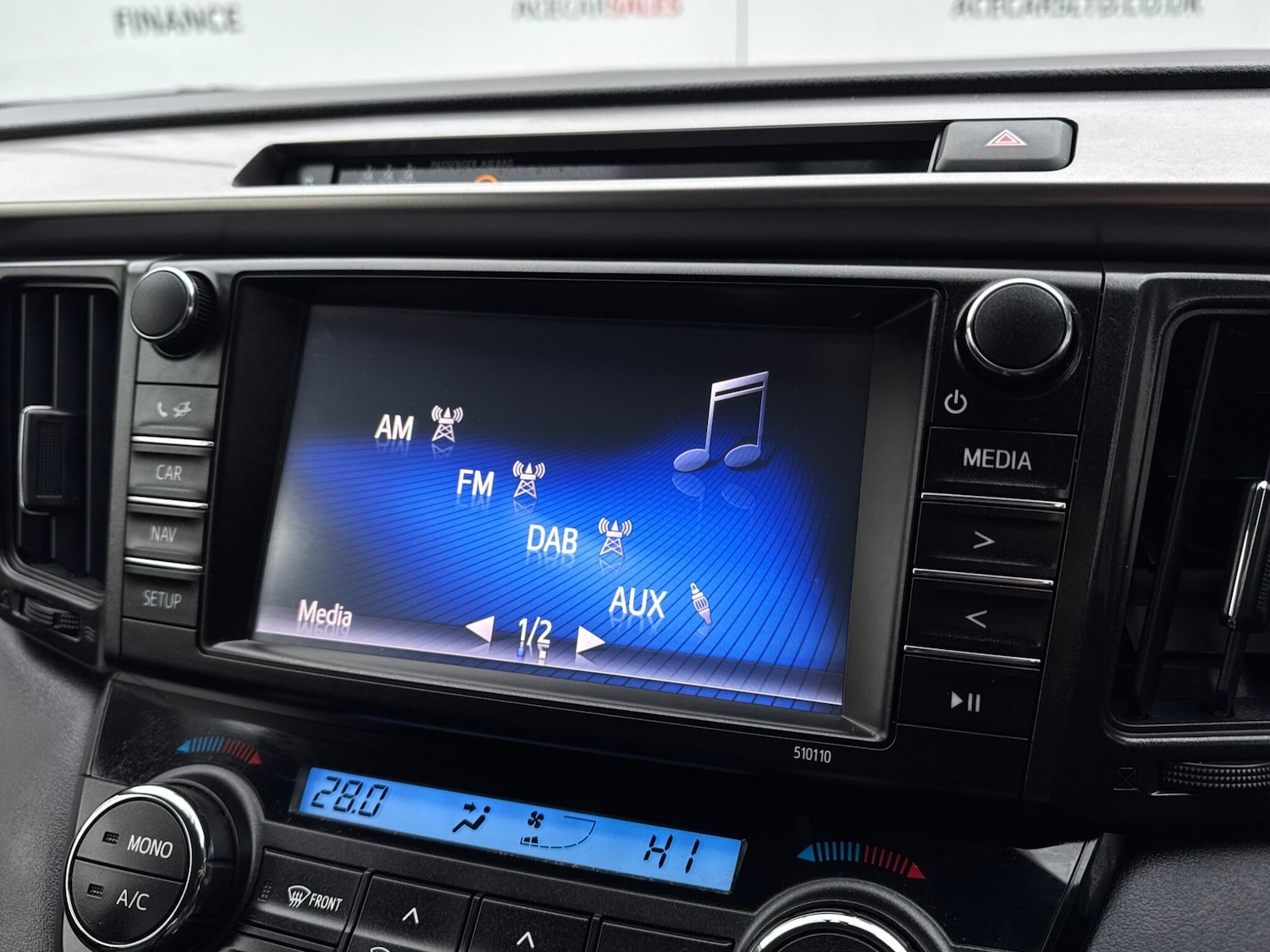 Used Toyota RAV4 2016 for sale - 77425148: Photo 40