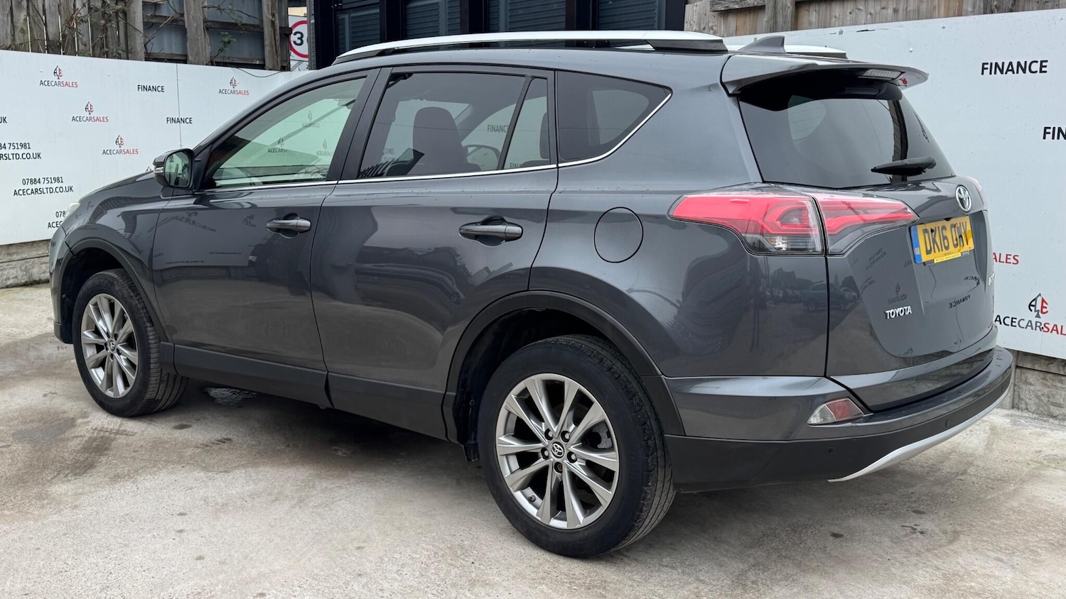 Used Toyota RAV4 2016 for sale - 77425148: Photo 6