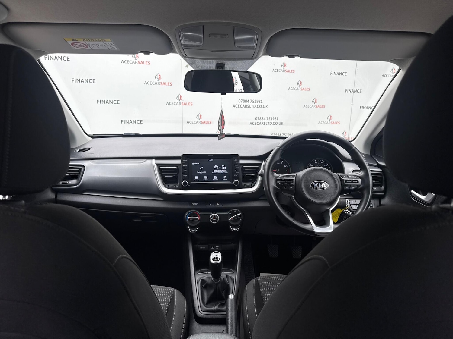 Used Kia Stonic 2017 for sale - 76990443: Photo 21