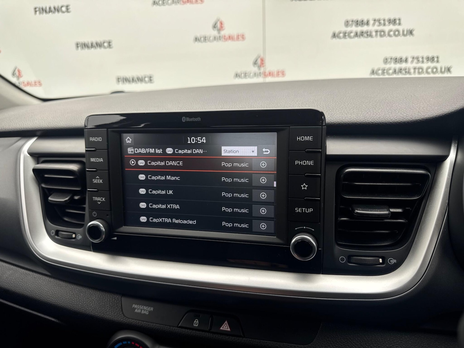 Used Kia Stonic 2017 for sale - 76990443: Photo 35