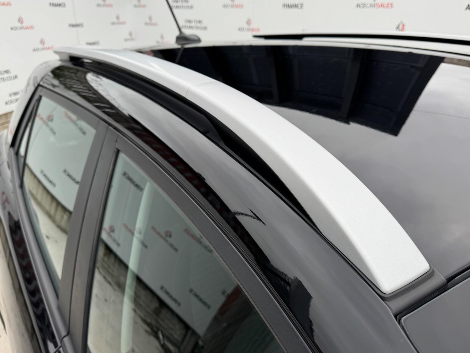 Used Kia Stonic 2017 for sale - 76990443: Photo 46