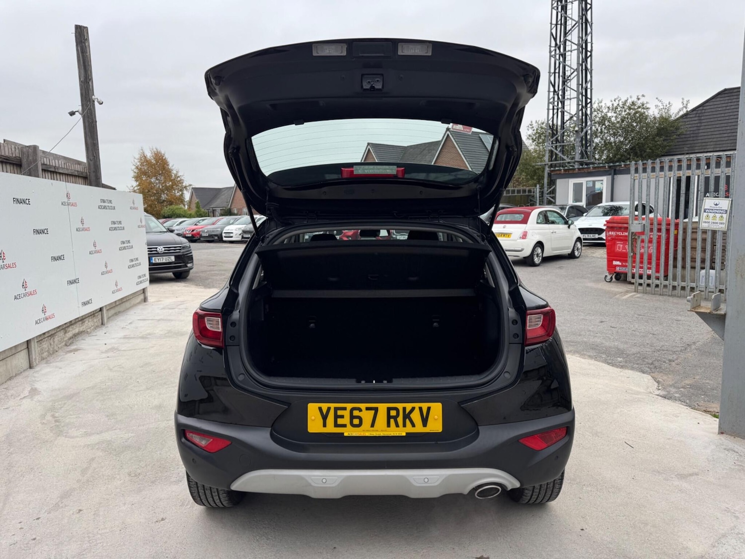 Used Kia Stonic 2017 for sale - 76990443: Photo 54