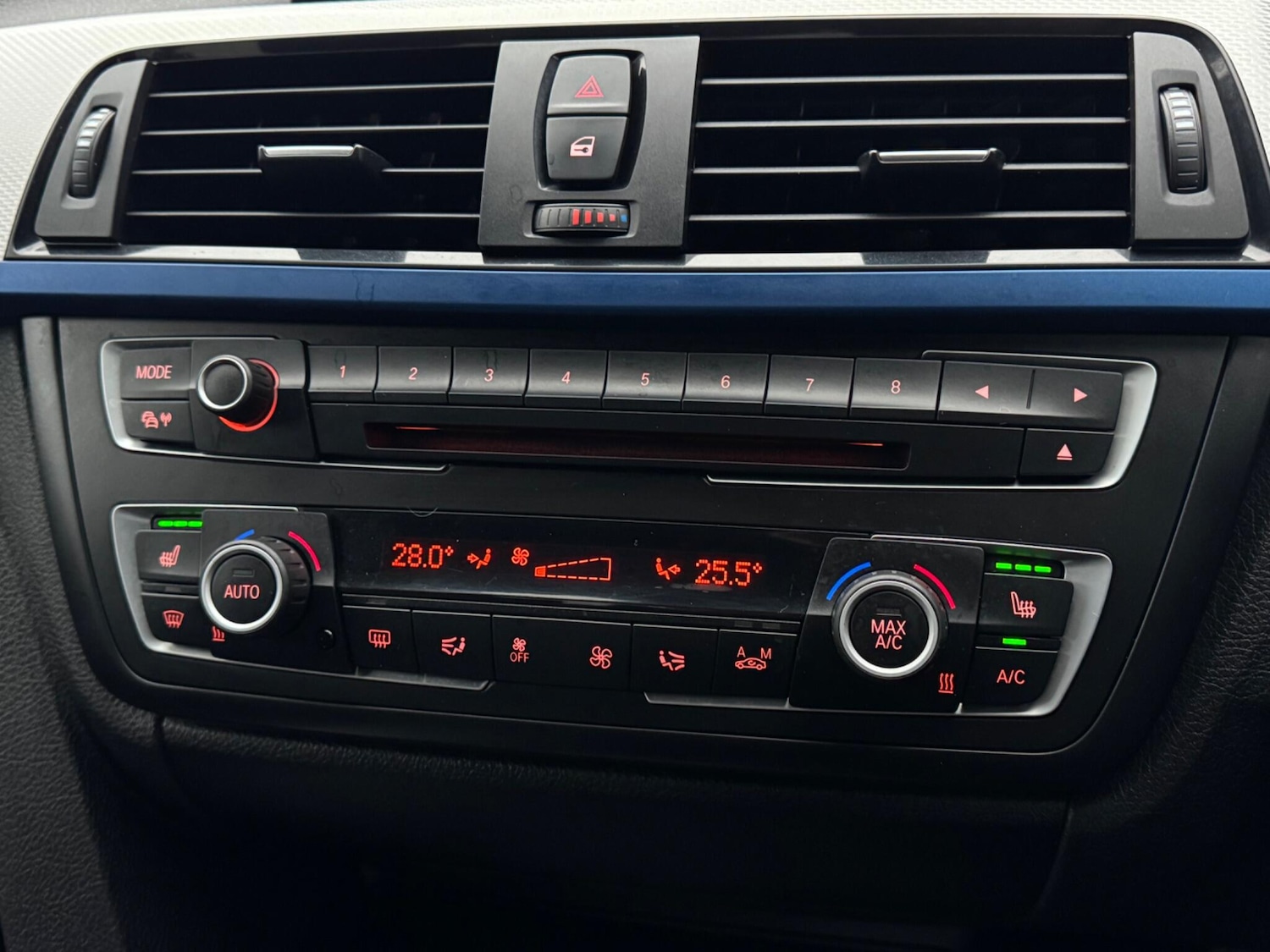 Used BMW 3 Series 2014 for sale - 76839682: Photo 25