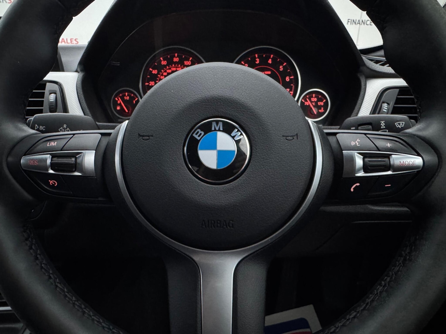 Used BMW 3 Series 2014 for sale - 76839682: Photo 32