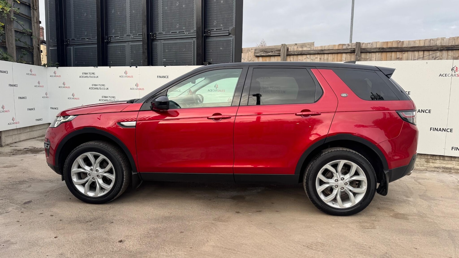 Used Land Rover Discovery Sport for sale - 76499988: Photo 5