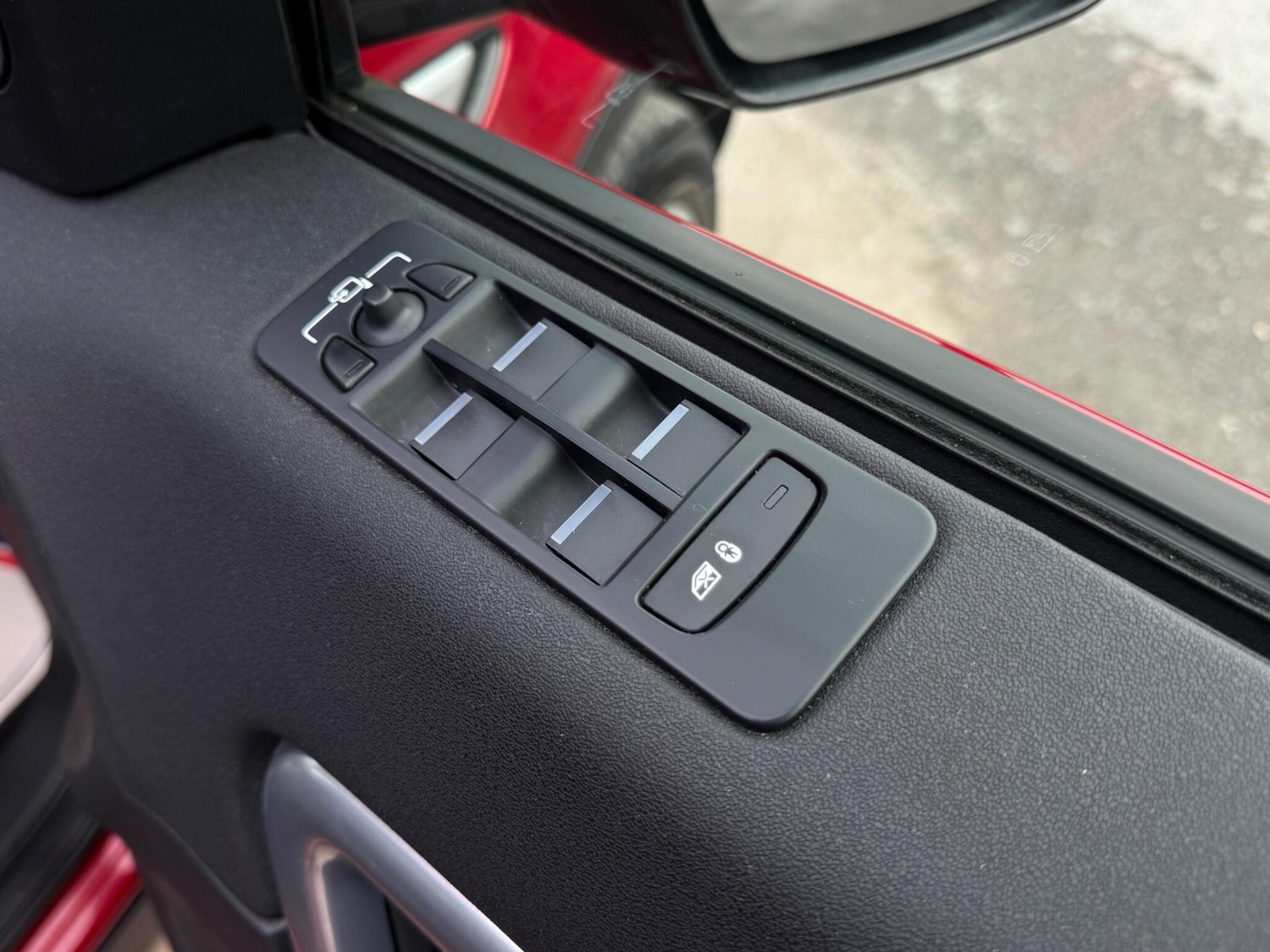 Used Land Rover Discovery Sport for sale - 76499988: Photo 63