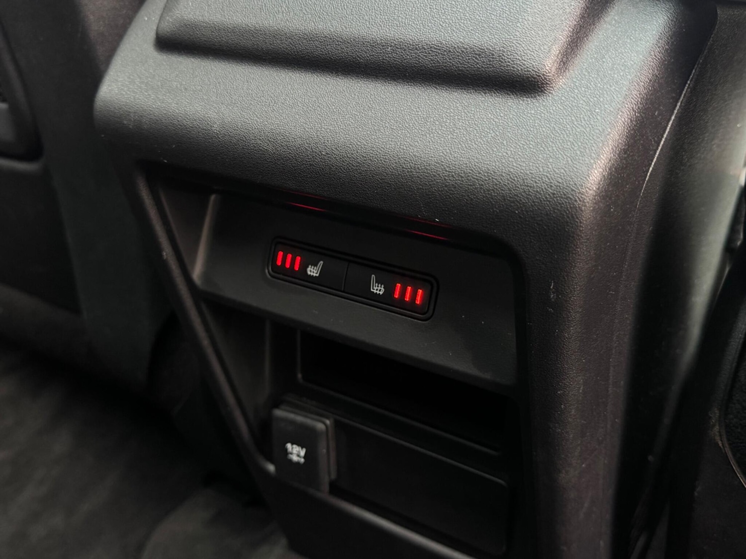 Used Land Rover Discovery Sport for sale - 76499988: Photo 67