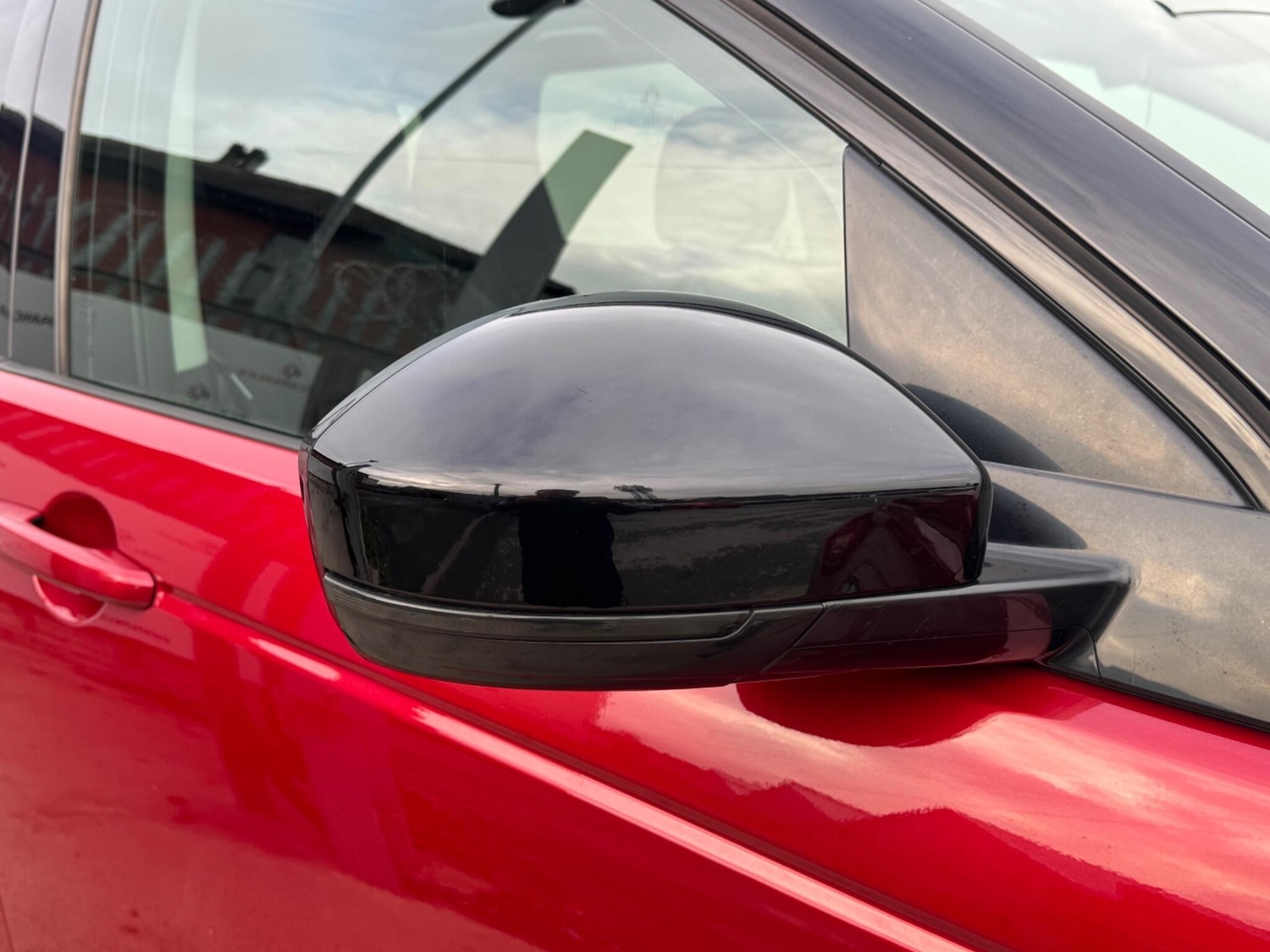 Used Land Rover Discovery Sport for sale - 76499988: Photo 76