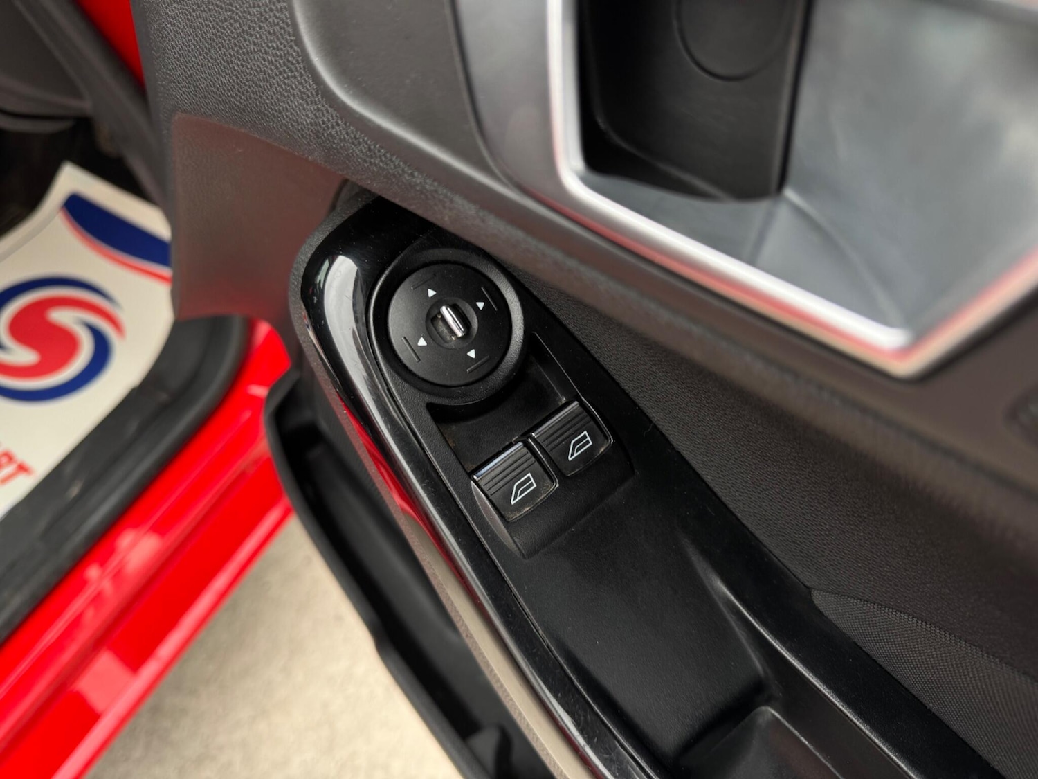 Used Ford Fiesta for sale - 76993779: Photo 38