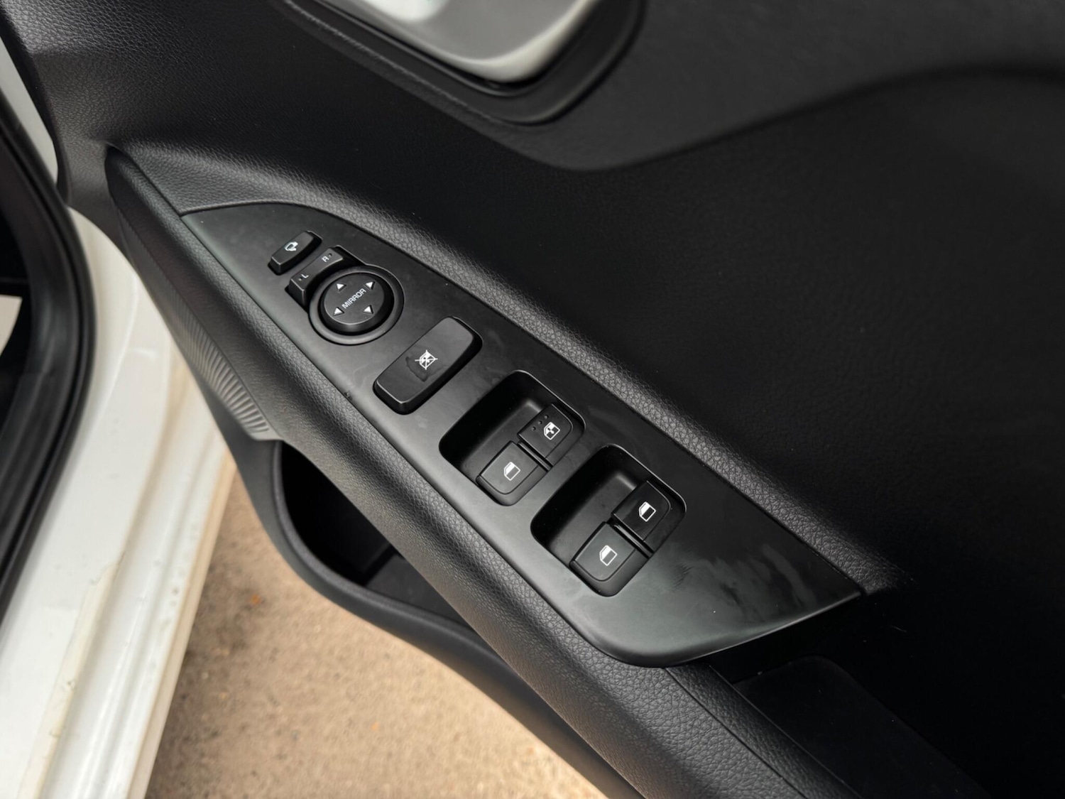 Used Kia Rio 2022 for sale - 77306105: Photo 55