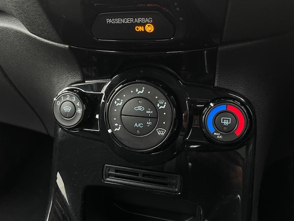 Used Ford Fiesta 2014 for sale - 73118256: Photo 25
