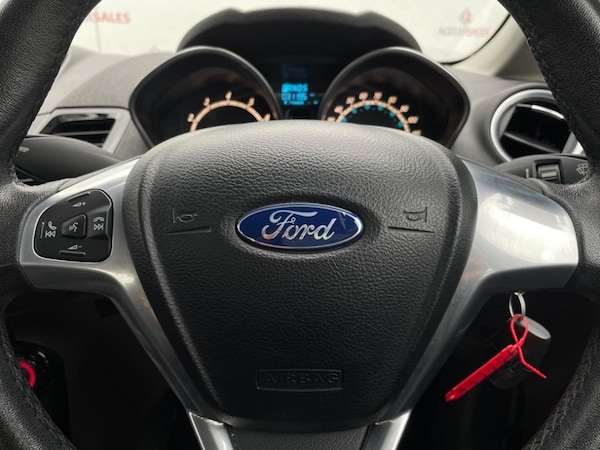 Used Ford Fiesta 2014 for sale - 73118256: Photo 31