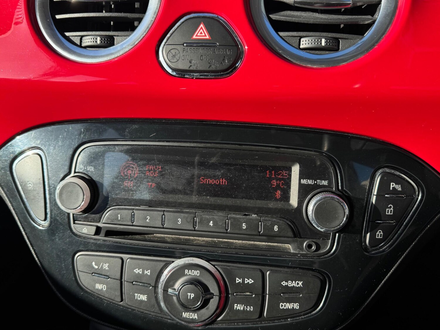 Used Vauxhall ADAM 2014 for sale - 76606880: Photo 31