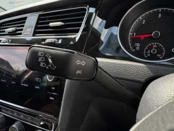 Used Volkswagen Golf 2018 for sale - 74584566: Photo