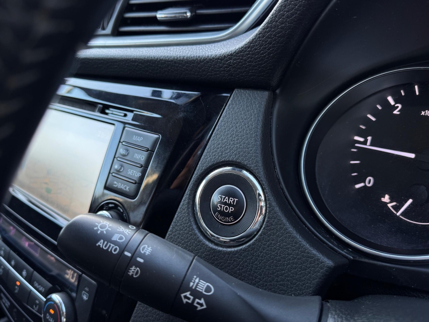 Used Nissan Qashqai 2017 for sale - 77737442: Photo 21