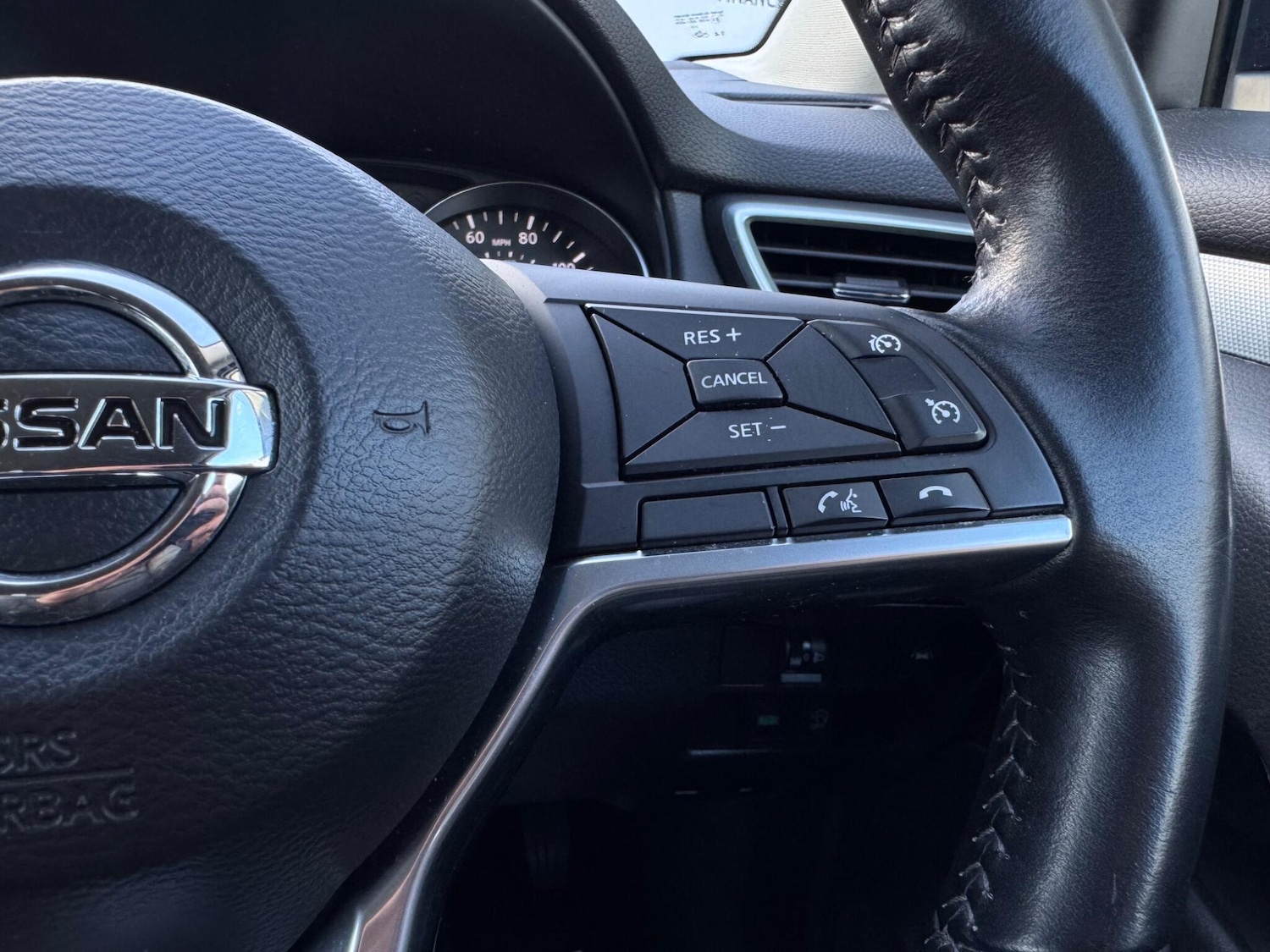 Used Nissan Qashqai 2017 for sale - 77737442: Photo 29