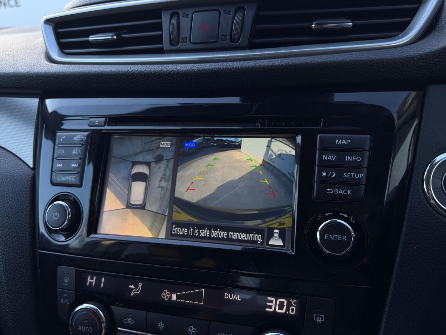 Used Nissan Qashqai 2017 for sale - 77737442: Photo 32