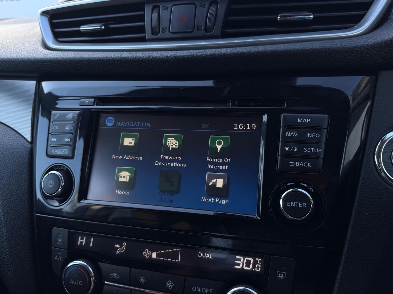 Used Nissan Qashqai 2017 for sale - 77737442: Photo 41