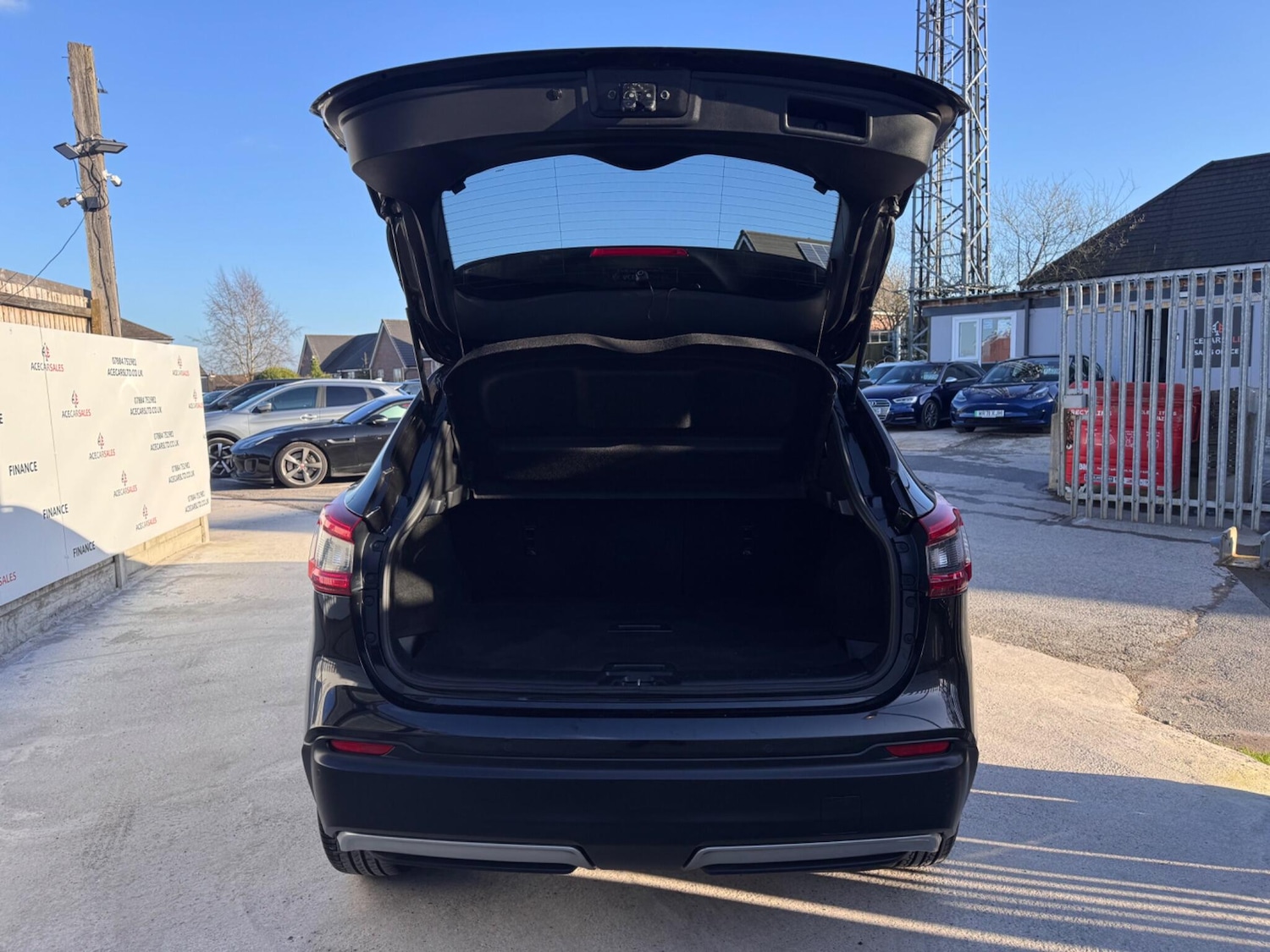 Used Nissan Qashqai 2017 for sale - 77737442: Photo 46