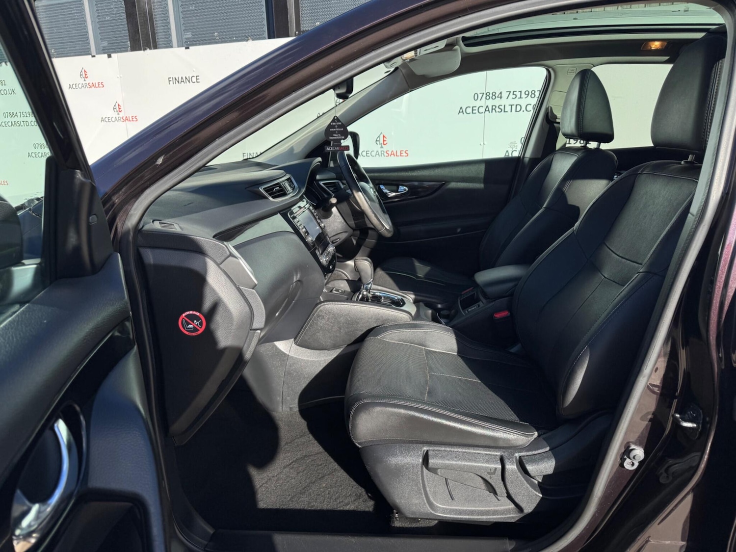 Used Nissan Qashqai 2015 for sale - 76380986: Photo 18