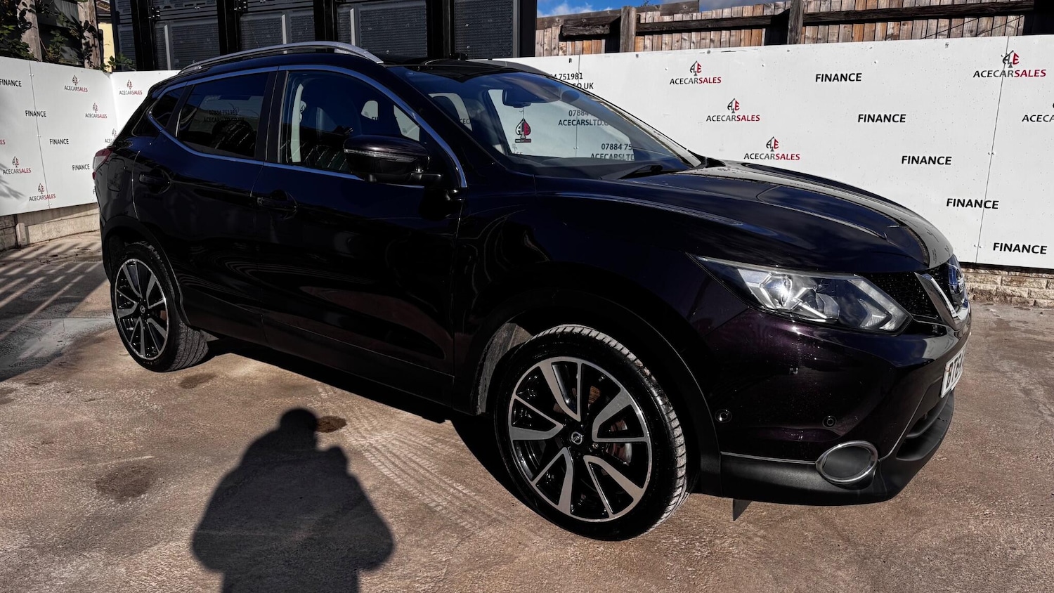 Used Nissan Qashqai 2015 for sale - 76380986: Photo 2