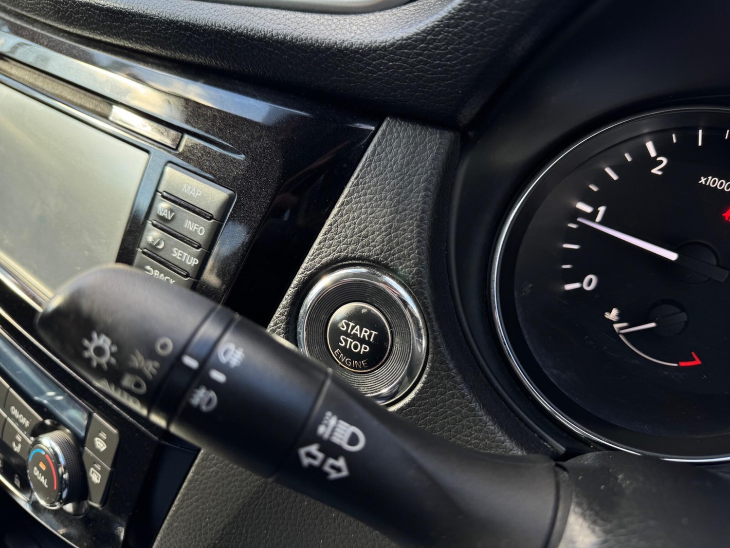 Used Nissan Qashqai 2015 for sale - 76380986: Photo 21