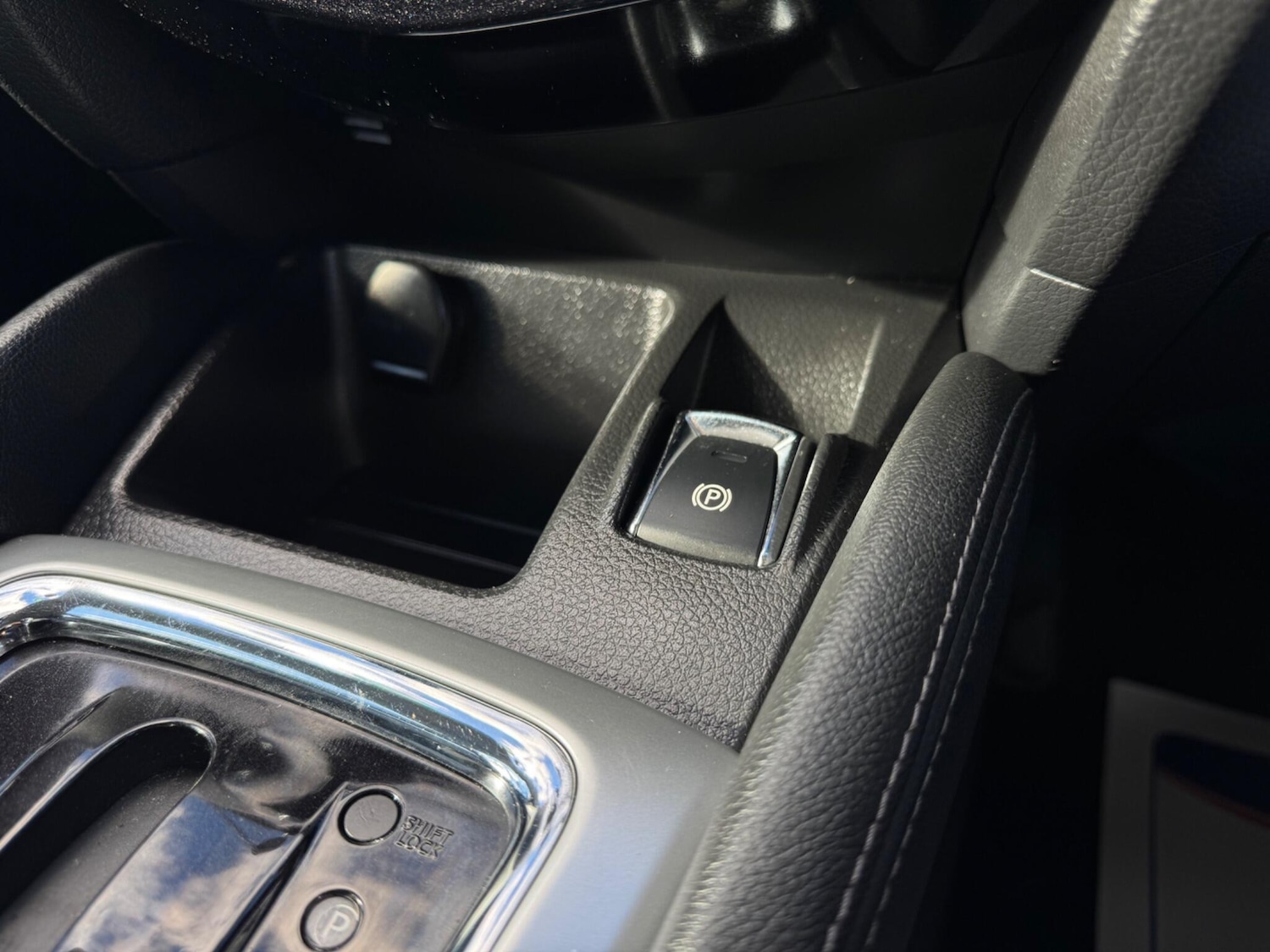 Used Nissan Qashqai 2015 for sale - 76380986: Photo 24