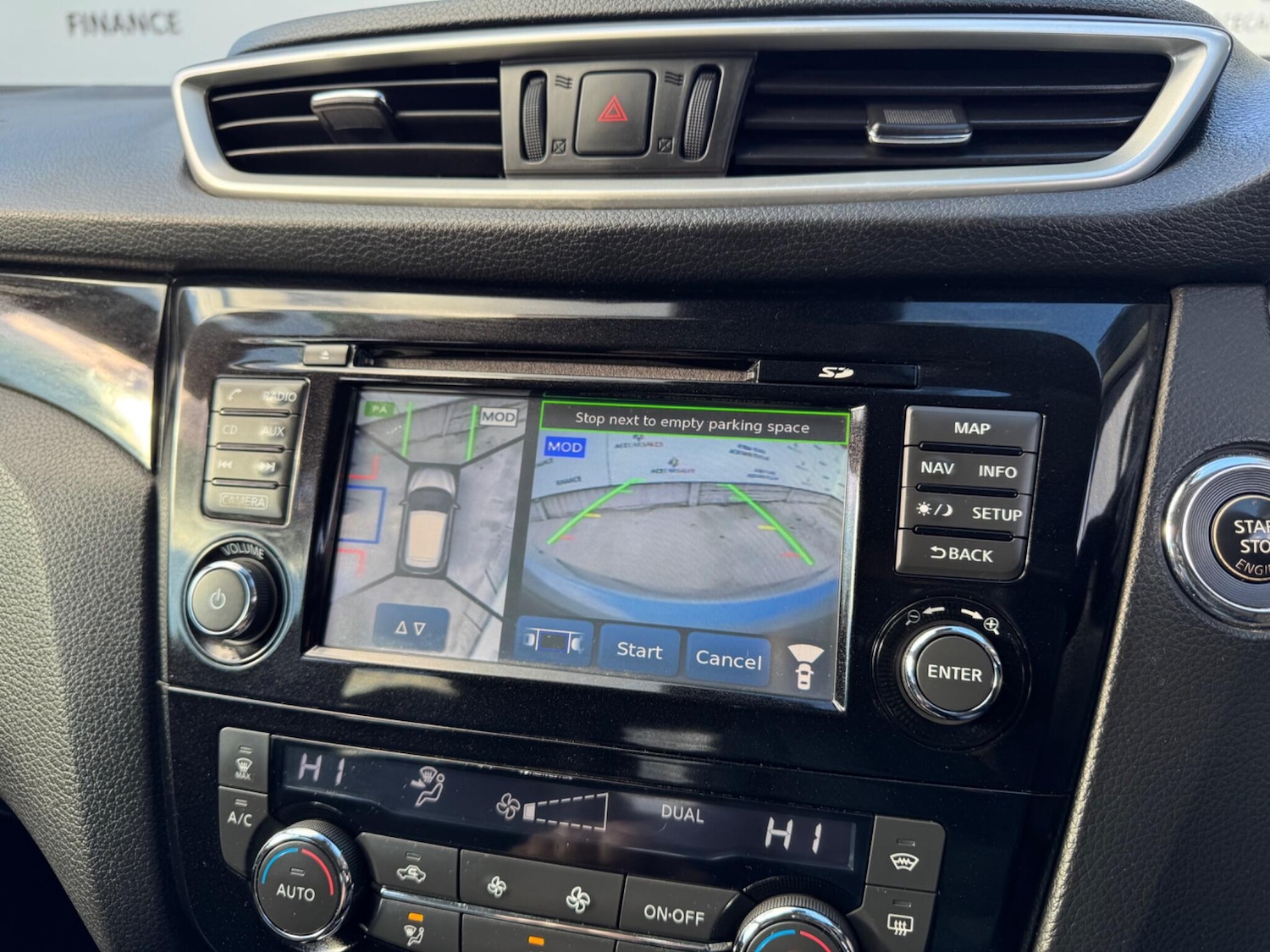 Used Nissan Qashqai 2015 for sale - 76380986: Photo 32