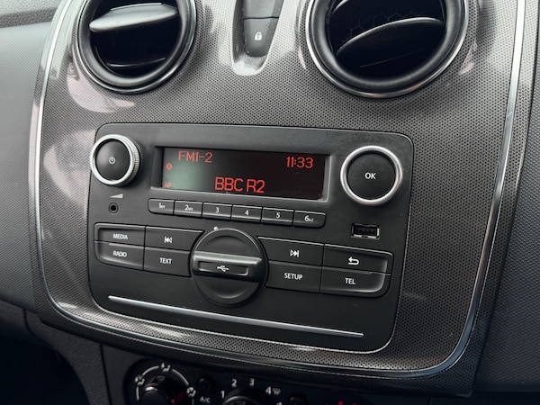 Used Dacia Sandero Stepway 2019 for sale - 75378274: Photo 32